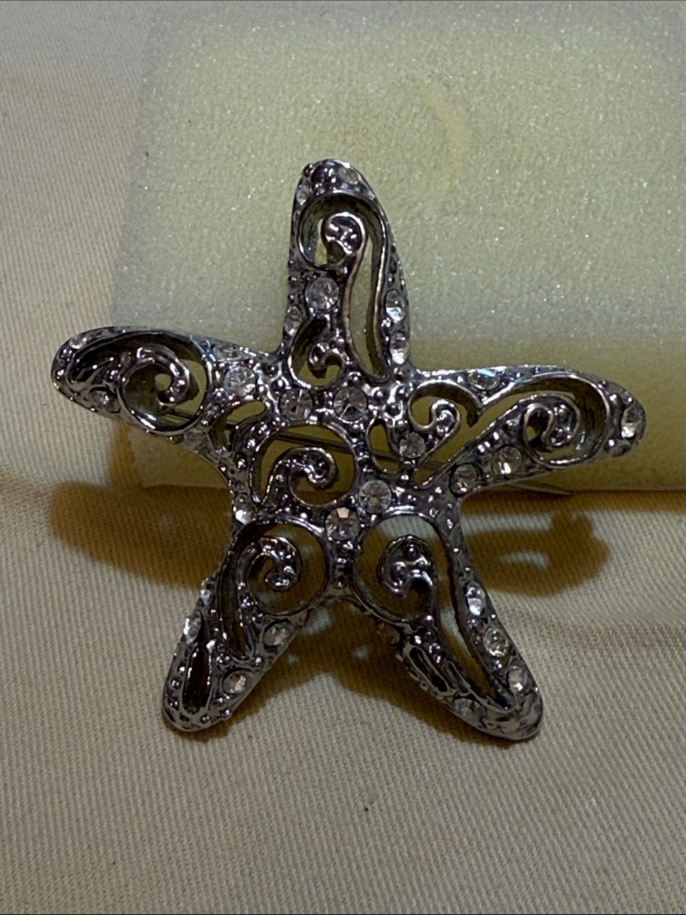 Crystal-Embellished Silver Starfish Accent - Brooch/pendent